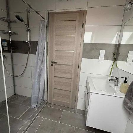Tó Apartamento *