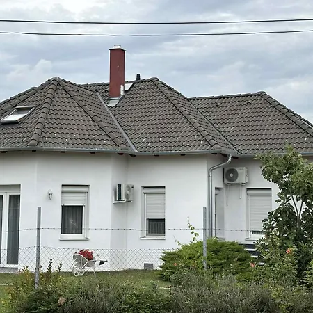 To * Hegyko