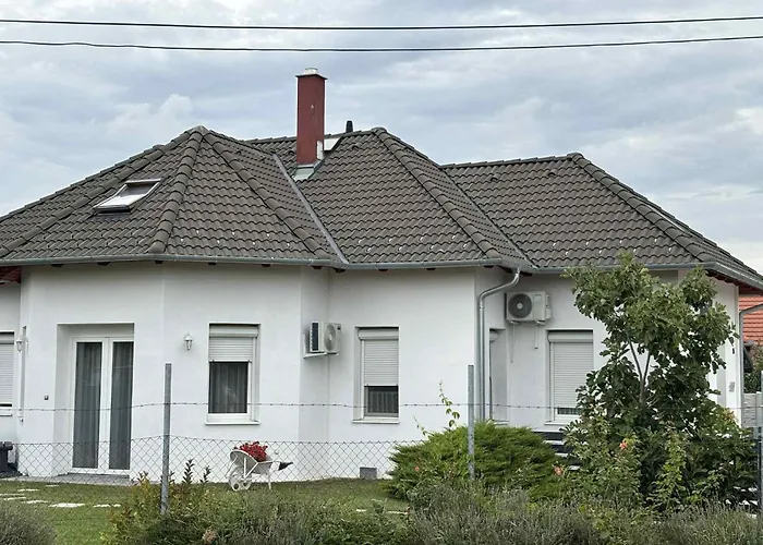 To * Hegyko